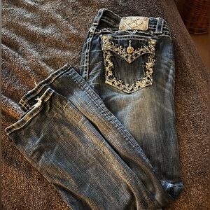 Miss me size 31 mid-rise easy cuffed straight Jeans